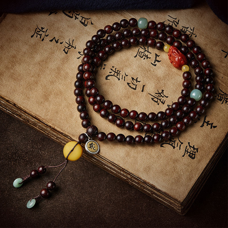 Chinesisches Sternzeichen 108 Mala Armband Roter Achat & Sandelholz