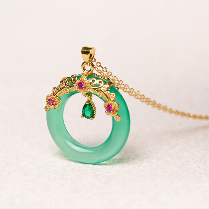 Green Chalcedony Peace Buckle Strength Necklace