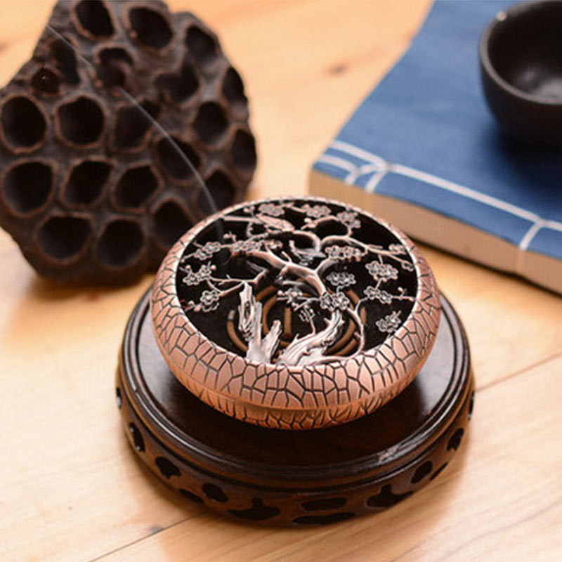 Ceramic Incense Burner with Chrysanthemum Pattern for Peaceful Meditation