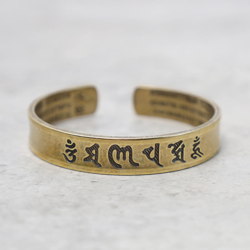 Tibetan Om Mani Padme Hum Brass Mantra Bracelet