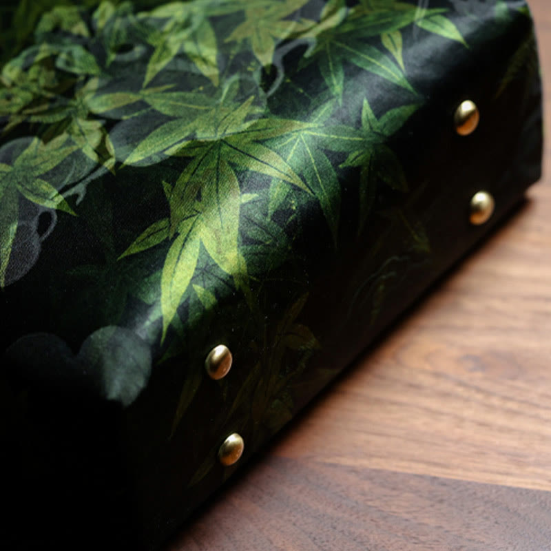 Handtasche mit Bambusblättern, Schmetterlings-Koi-Fisch und Jadegriffen