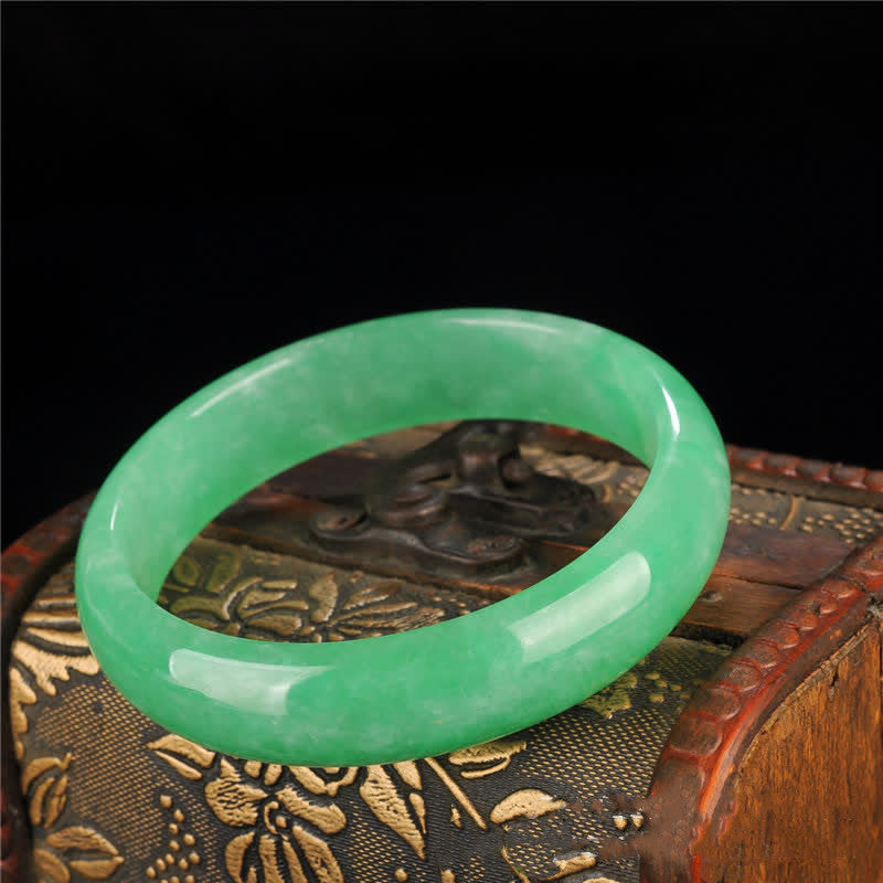 Jade-Armreif, 58 mm, für Fülle und Schutz