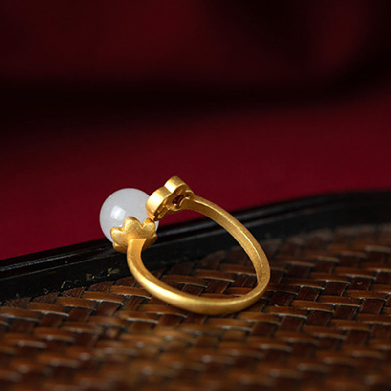 Verstellbarer Ring aus weißer Jade mit glückverheißender Wolke und Segen