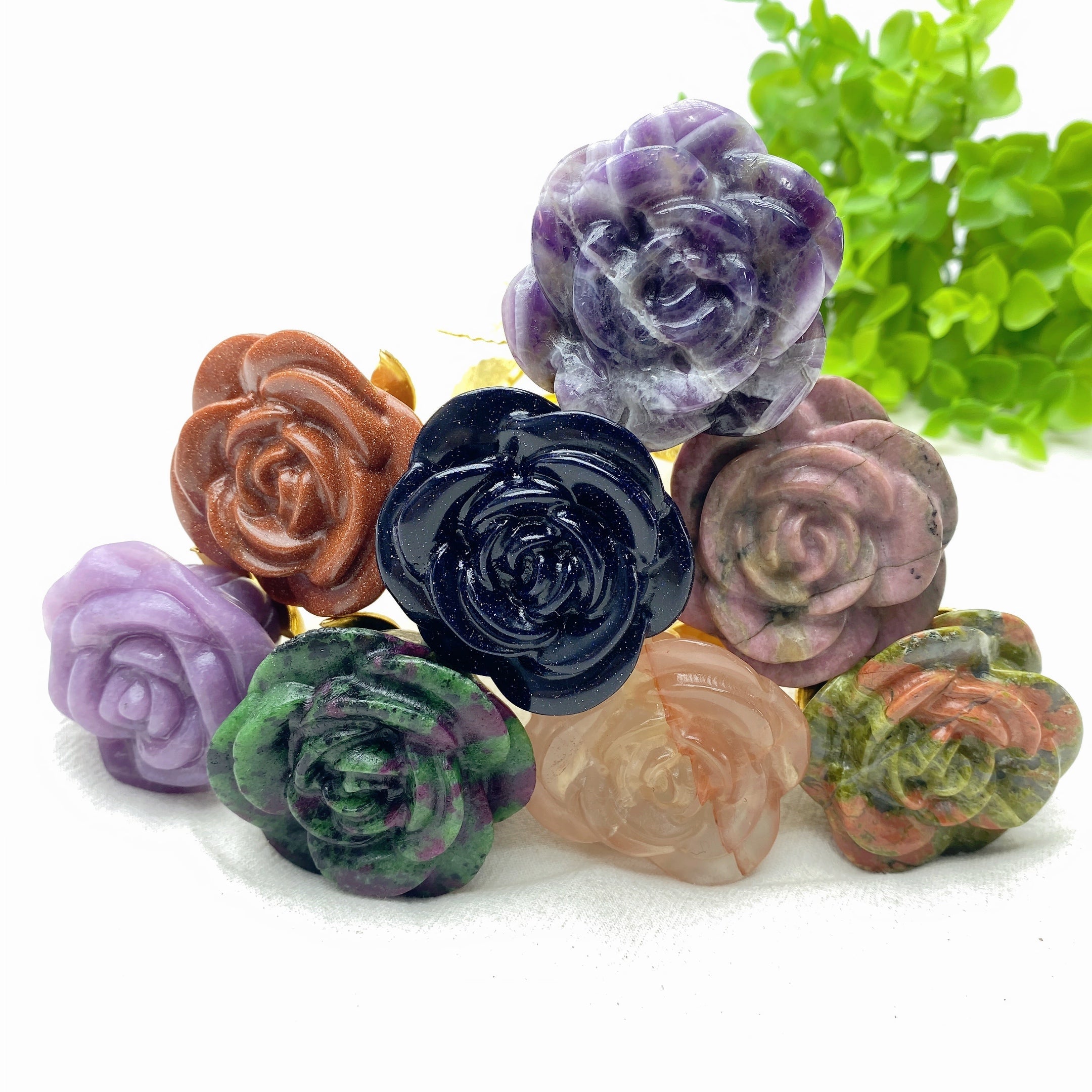 9 Zoll große Rosenfigur aus gemischten Kristallen für heilende Energie