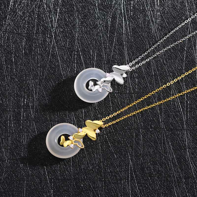 Halskette mit Schmetterlings-Chalcedon-Anhänger aus 925er Silber