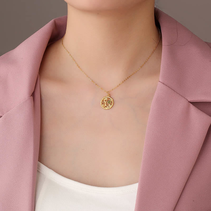 Drachenhalskette aus Jade in 925er Sterlingsilber mit glückverheißenden Wolken zum Schutz