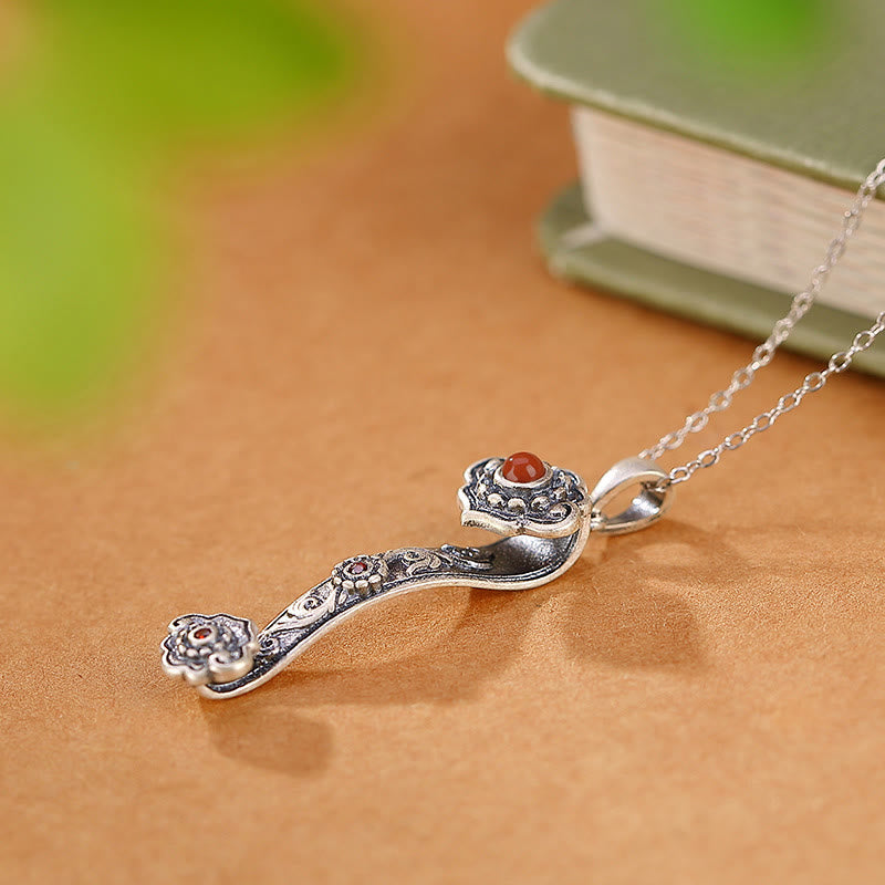 Jade-Halskette aus 925er Sterlingsilber mit Ruyi-Griff für Segen