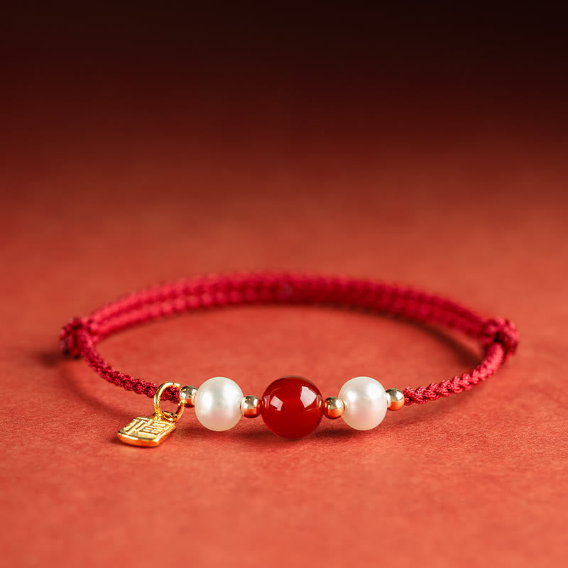 Rotes Schnurarmband aus 925er Sterlingsilber mit Fu-Charakter