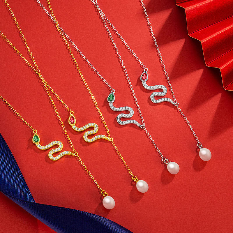 Perlenkette mit Schlangenanhänger aus 925er Sterlingsilber | Schutz & Weisheit