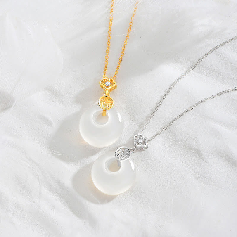 925 Sterling Silber Weißer Achat Fu Charakter Glück Halskette