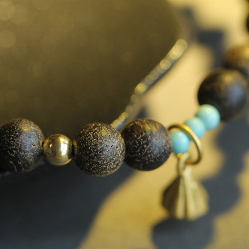 Agarwood Lotus Kraftarmband für Balance und Ruhe