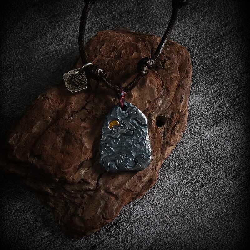 Halskette mit glückverheißenden Wolken aus 999er Sterlingsilber für spirituellen Schutz