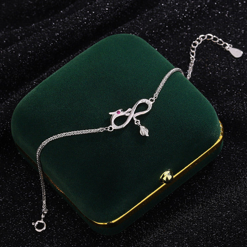 Drachenarmband aus 999er Sterlingsilber mit Zirkon-Endlosknoten-Anhänger