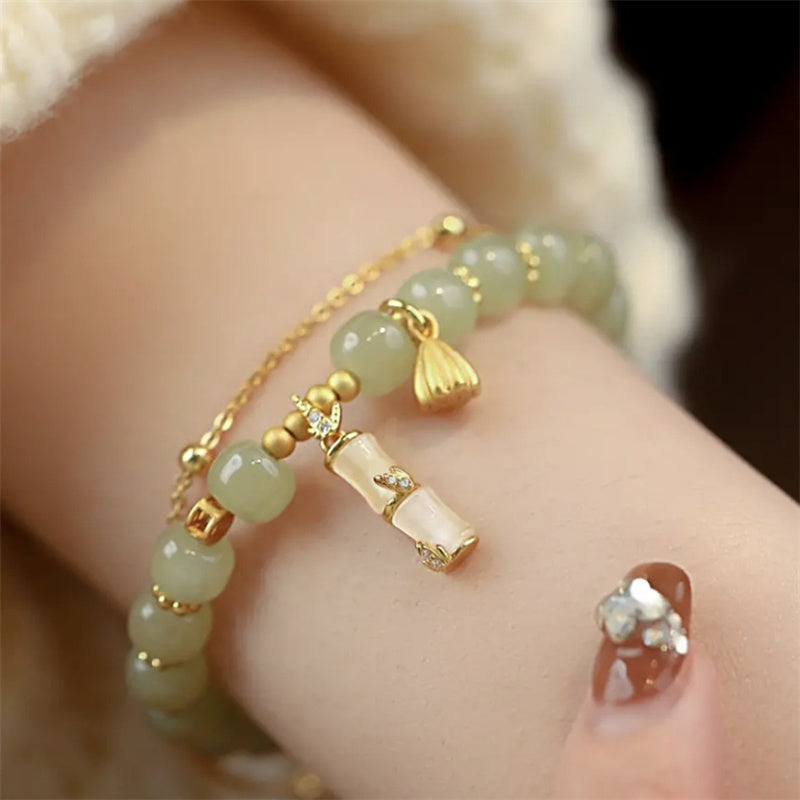 Hetian Jade Lotus Charm Armband für Wohlstand und Wachstum