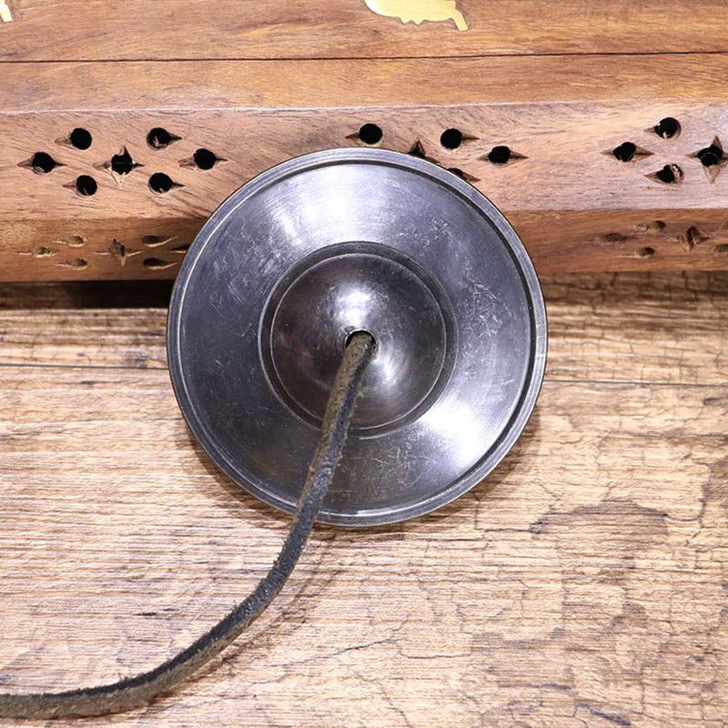 Kupferne tibetische Tingsha-Glocke für Glück und Meditation