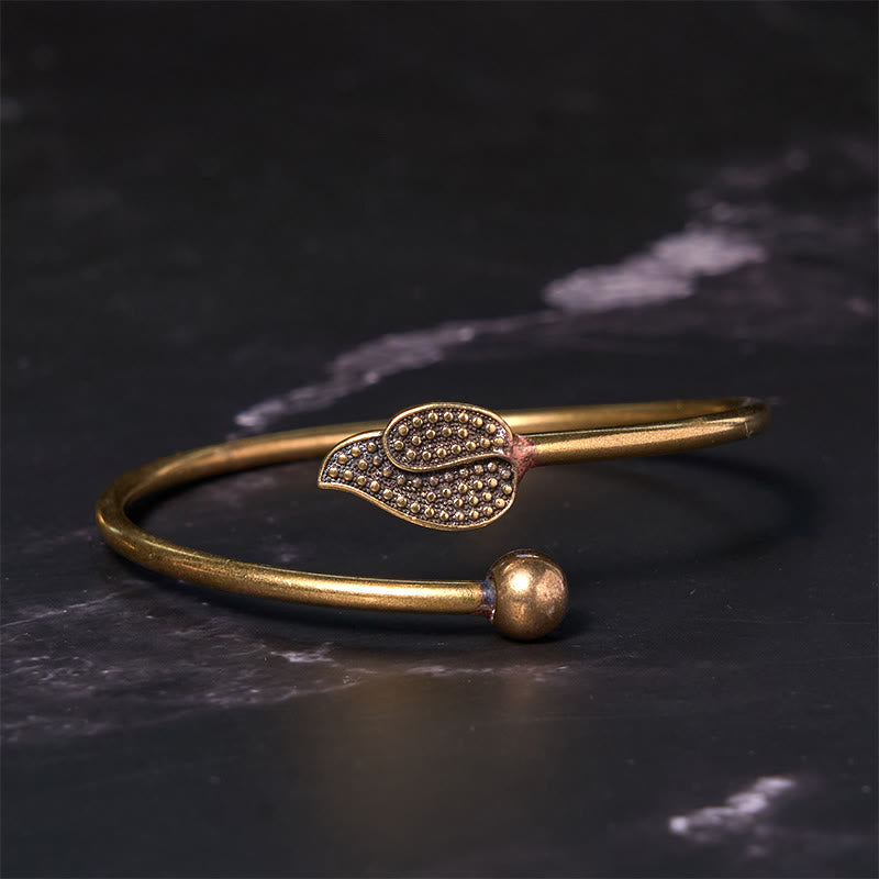 Verstellbares Manschettenarmband mit Kupferblattperlen für Glück und Reichtum
