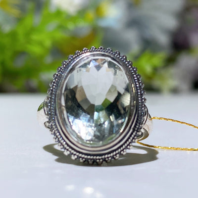 Verstellbarer grüner Amethystring für Heilung und spirituelles Gleichgewicht