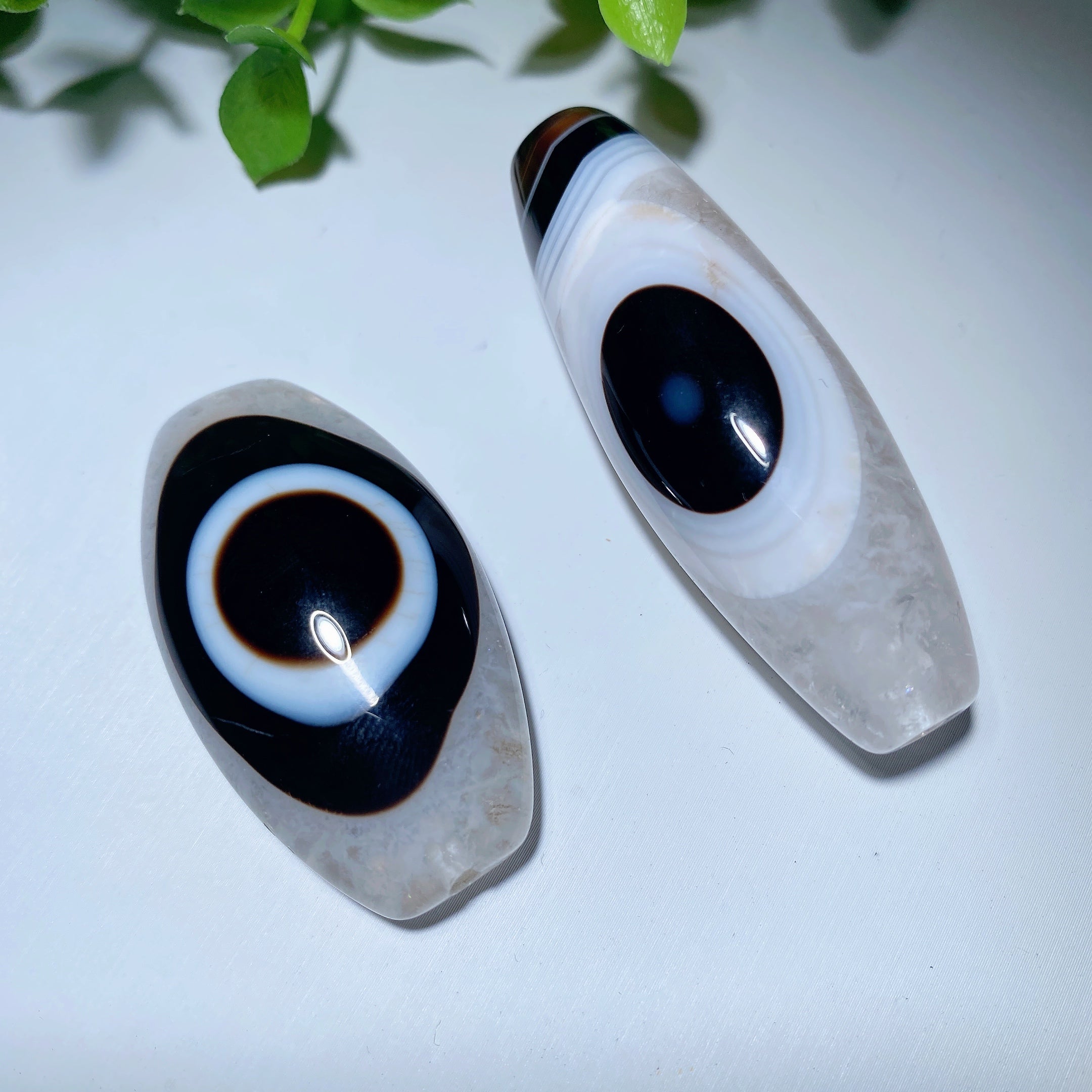 Schwarzer Achat-Anhänger, 4,8–6,1 cm, Heilkristall