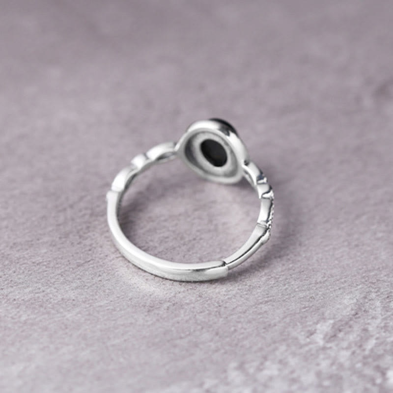 Schwarzer Onyx-Glücksring aus 925er Sterlingsilber – Schutz und Stärke