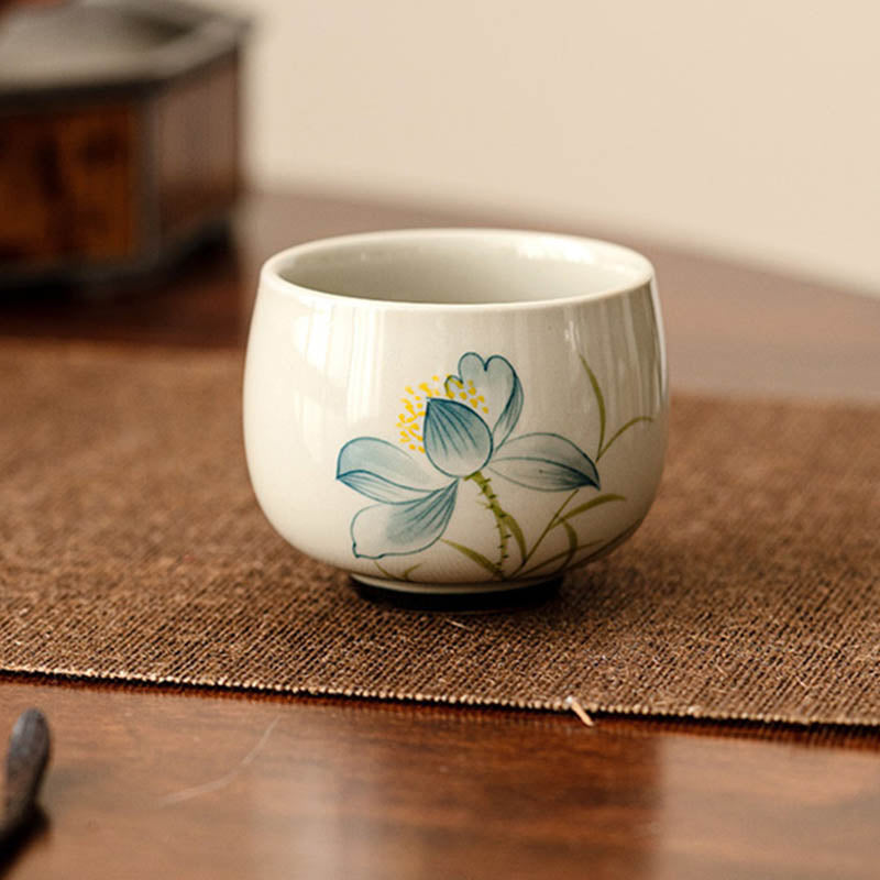 Handbemalte Lotus-Teetasse aus Keramik, 70 ml | Kung-Fu-Tee