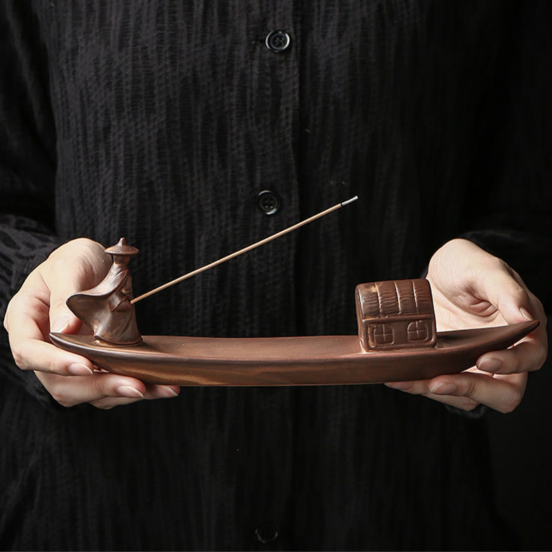 Räuchergefäß aus Keramik mit Buddha-Hand und Lotusmotiv für spirituelle Heilung