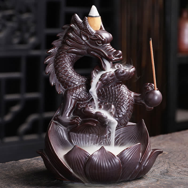 Räuchergefäß aus Keramik mit Drachen-Lotus-Motiv für Stärke und Schutz