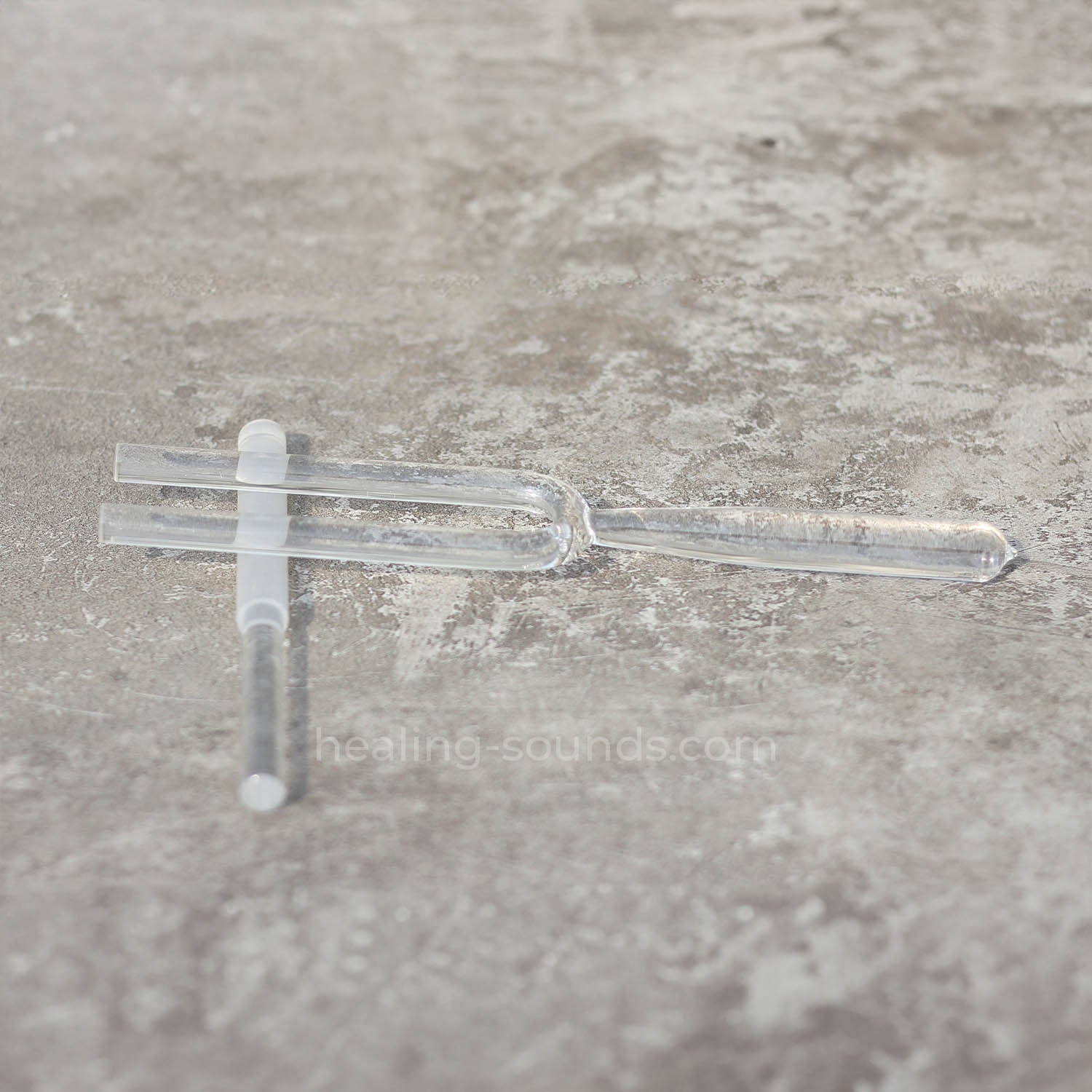 432 Hz Stimmgabel-Set aus klarem Kristall mit Box – 8-teilig – 10 mm/20 mm