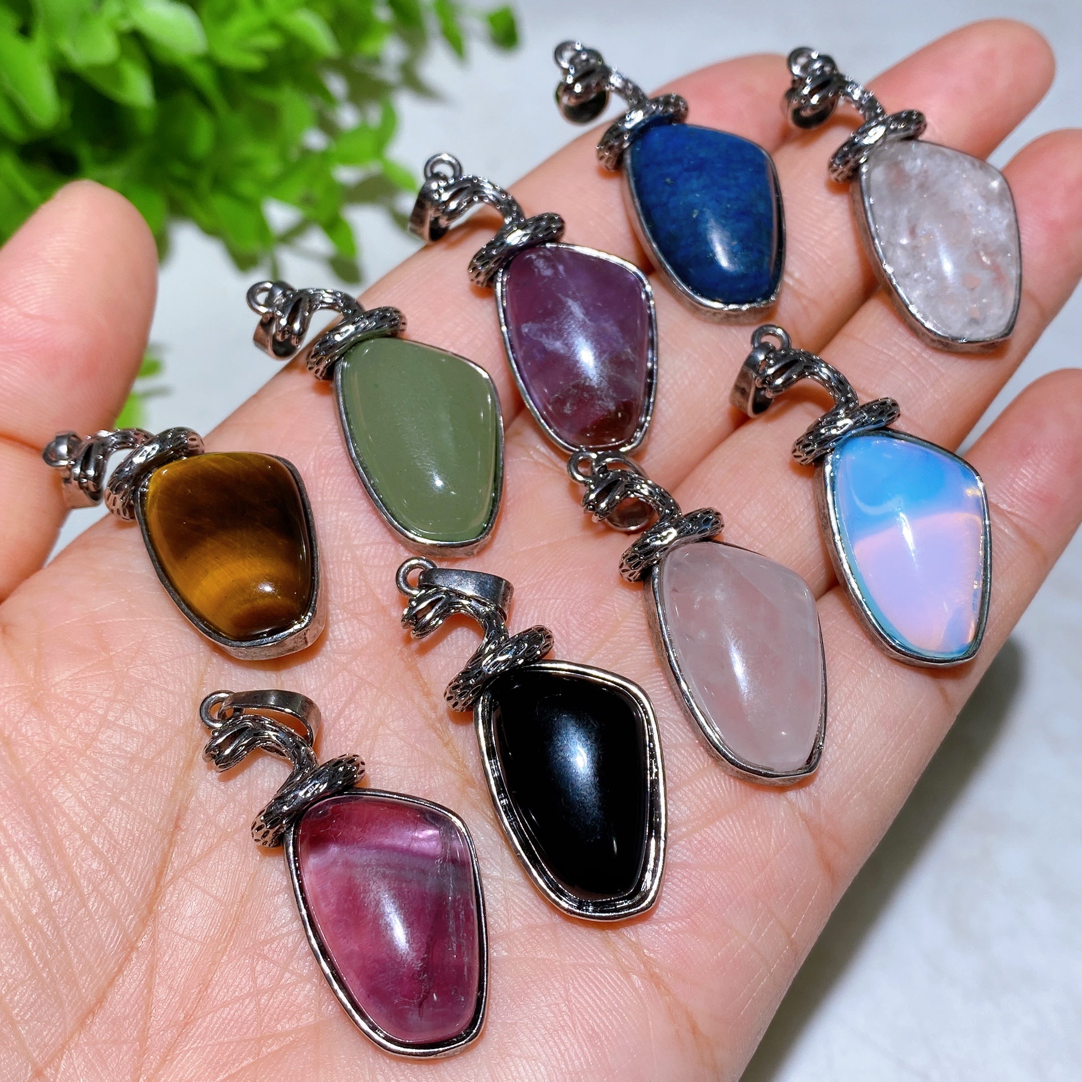 Clear Quartz Pendant with Silver Snake Design, 33mm | Healing Sounds