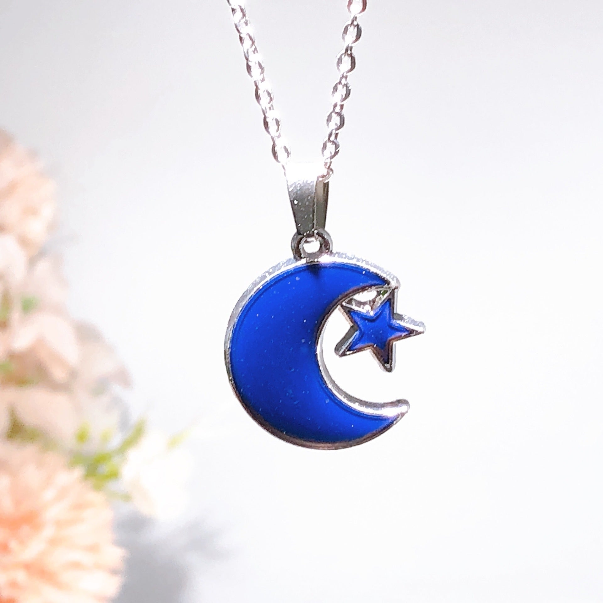 Color Changing Yin Yang Ring and Necklace for Healing and Balance