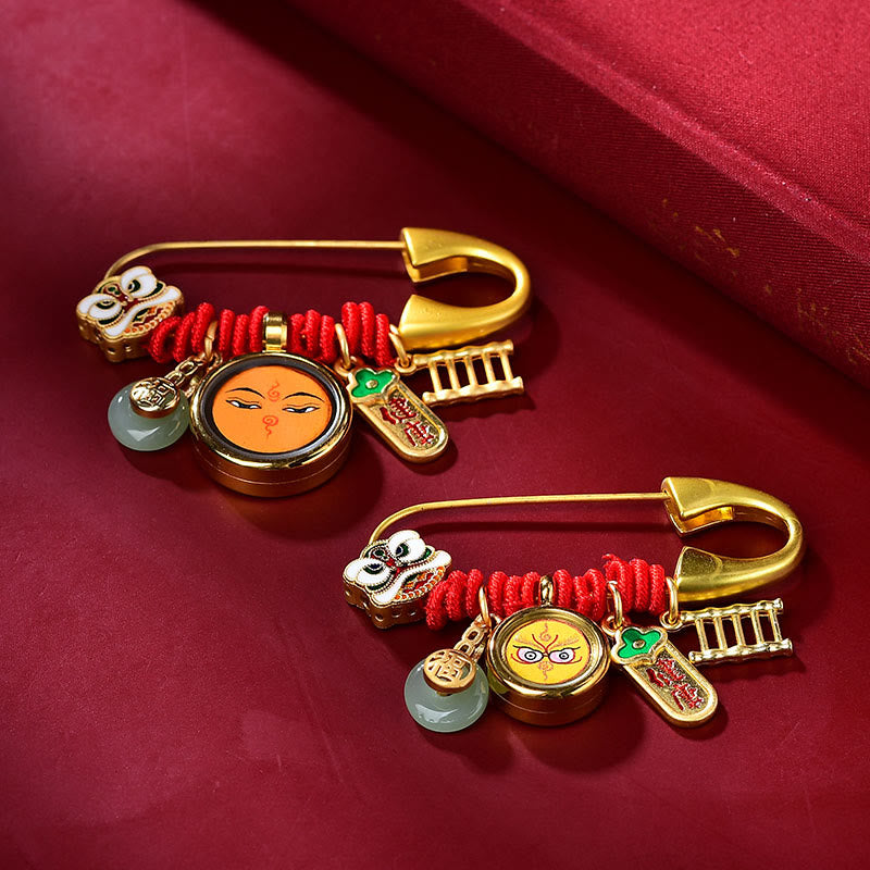 Kupfer-Jade-Brosche mit tanzendem Löwen-Friedensschnalle zum Schutz