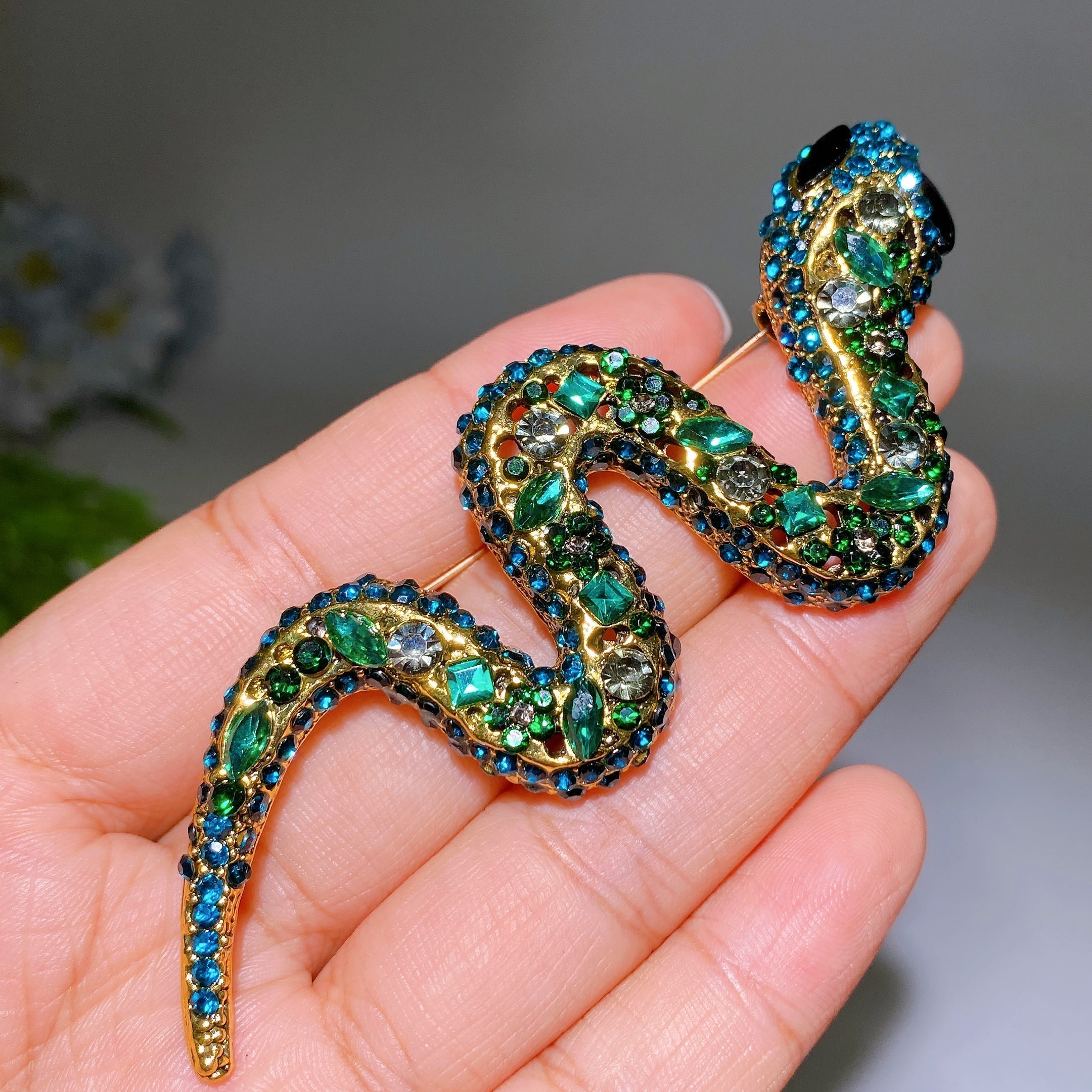 Kristallheilbrosche, 30–92 mm, Heilkristall-Anstecknadel