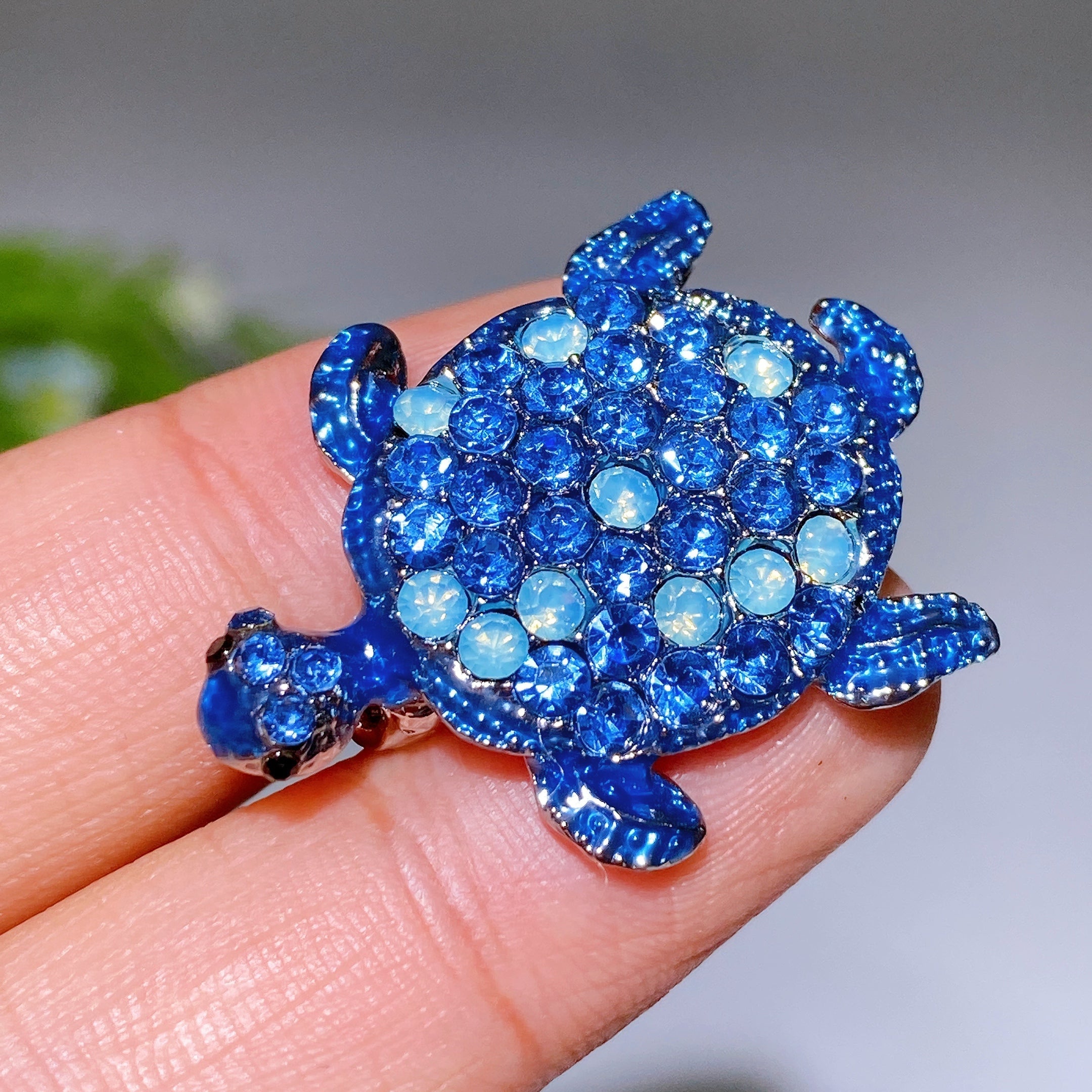 Kristallheilbrosche, 30–92 mm, Heilkristall-Anstecknadel