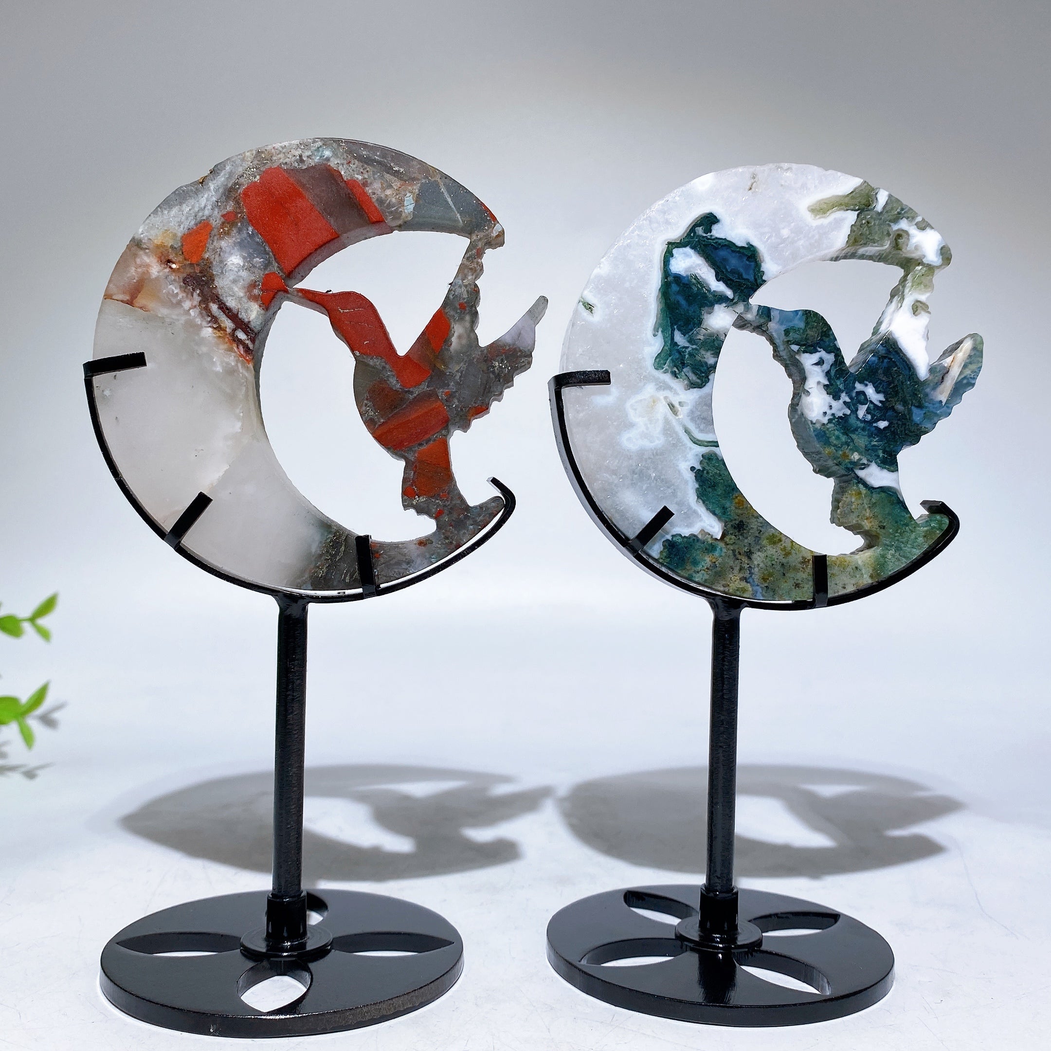 Heilfigur aus Kristallkolibri auf Mond, 8,6 cm