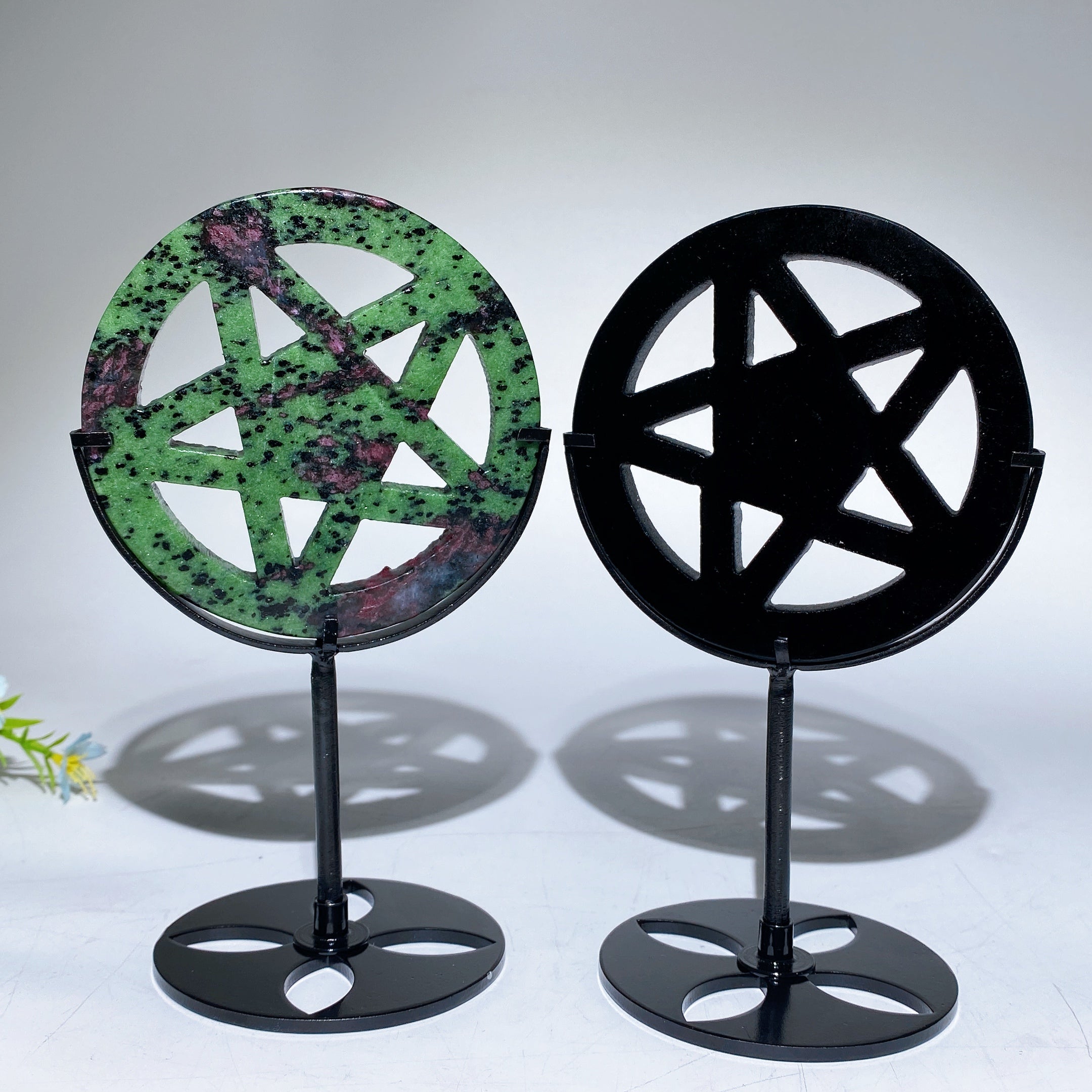 Kristall-Pentagramm-Schnitzerei, 9,7 cm, mit Ständer zur Heilung