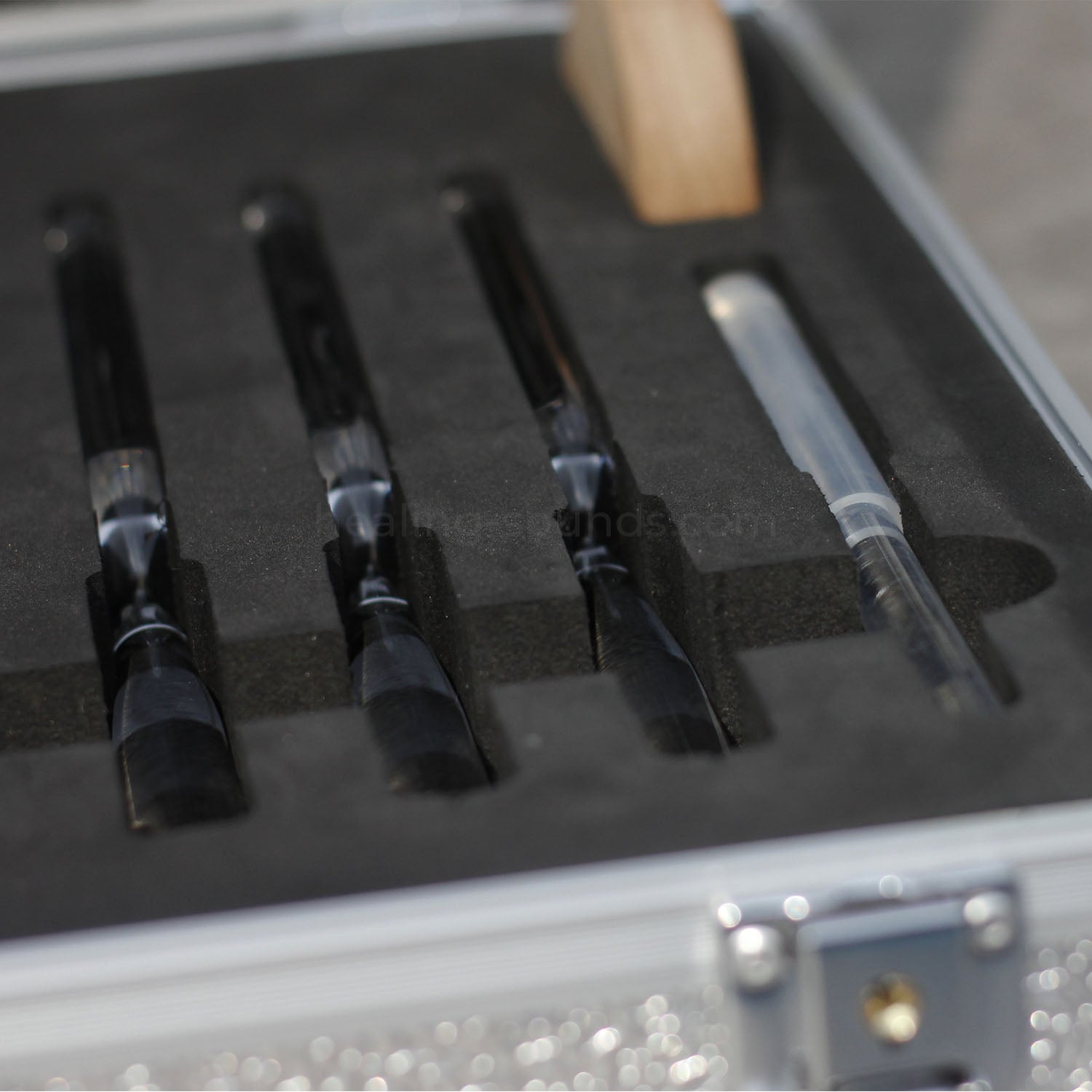 432 Hz Stimmgabel-Set aus klarem Kristall mit Box – 13-teilig – 10 mm