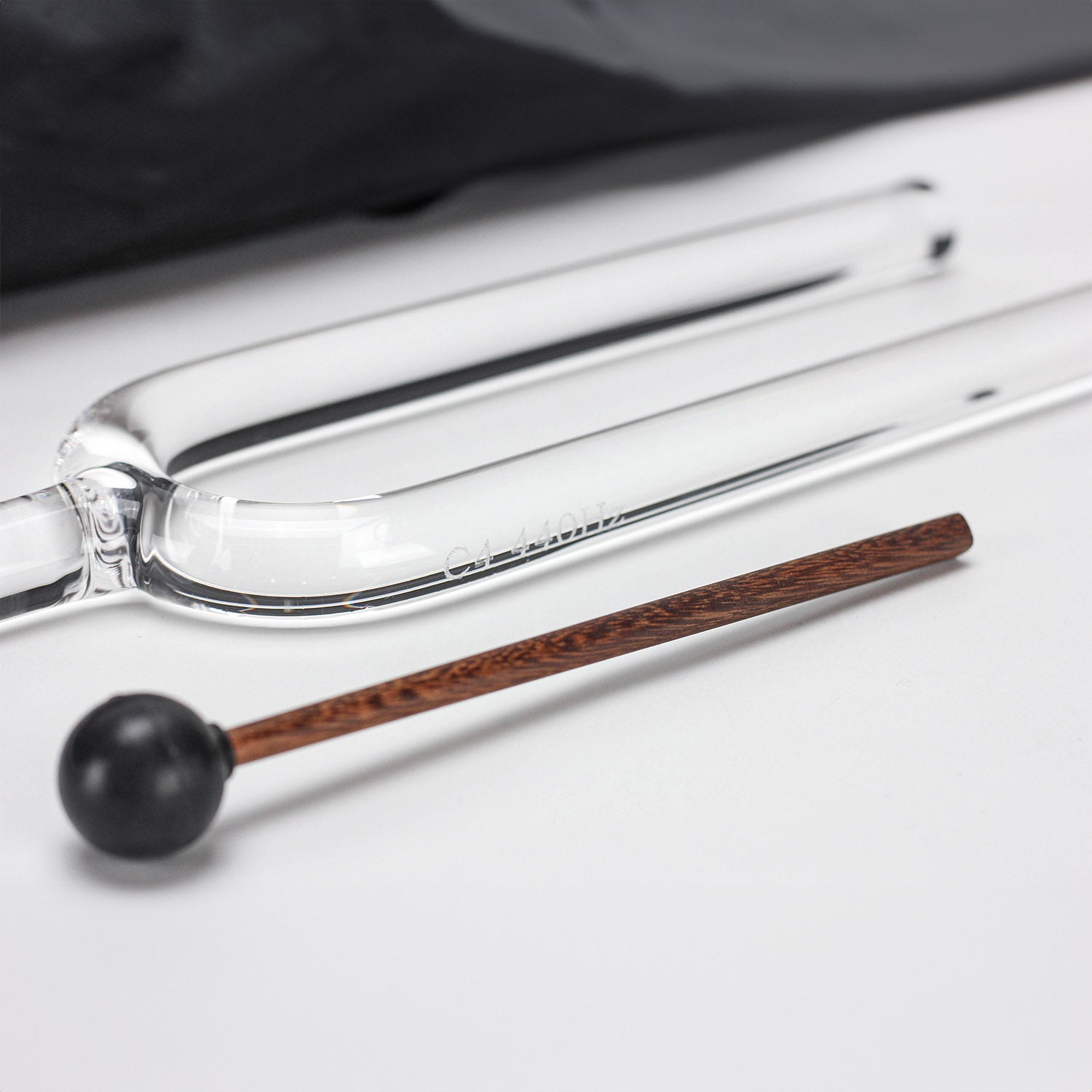 432 Hz Stimmgabel aus klarem Kristall zur Heilung