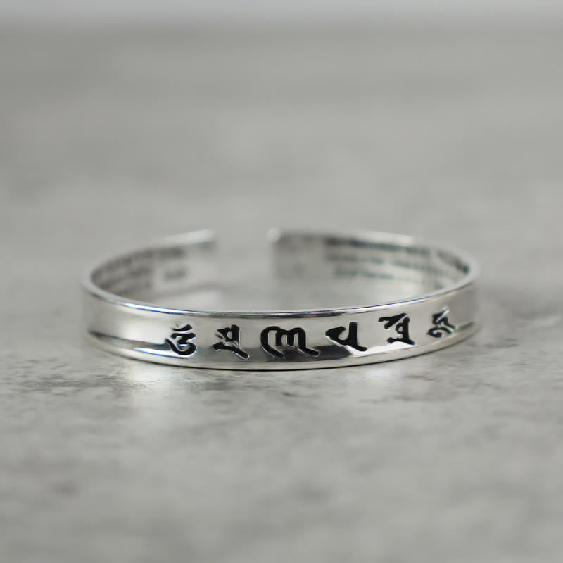 8mm White Copper Om Mani Padme Hum Meditation Bracelet