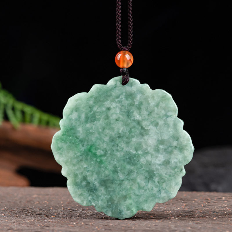 Jade-Halskette mit Lotusmuster für Glück und Wohlstand