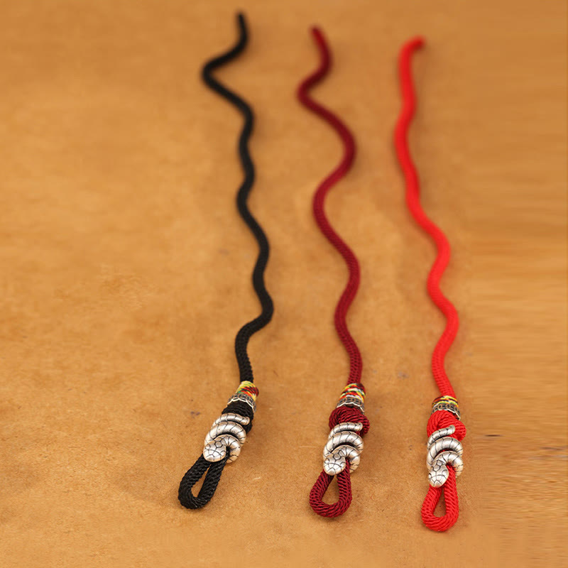 Dunkelrotes 14–17 cm großes Sterlingsilber-Armband mit Schlangenmünze und roter Schnur