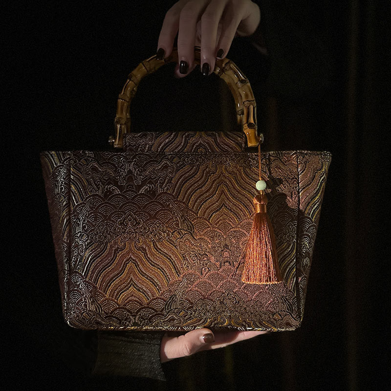 DarkMagenta Spiritueller Schmuck – Tasche mit Bambusgriff und Perlenquaste