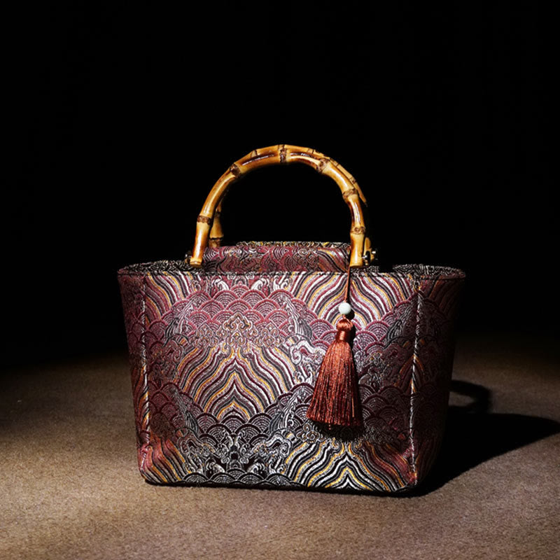 DarkMagenta Spiritueller Schmuck – Tasche mit Bambusgriff und Perlenquaste