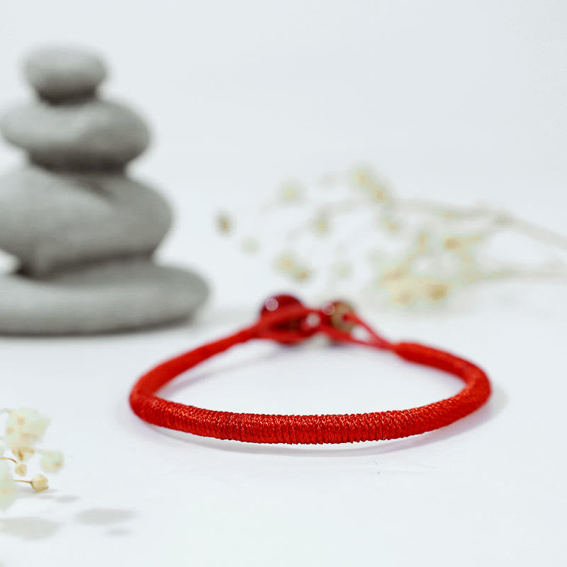 Verstellbares FengShui-Armband mit roter Schnur für Glück und Schutz