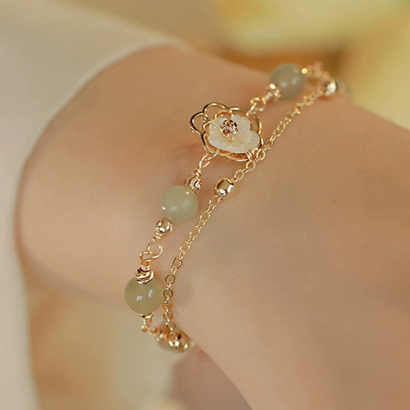 Doppellagiges 14 Karat vergoldetes Jade-Schmetterlings-Glücksarmband