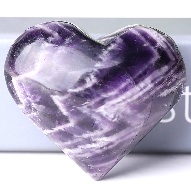 Traum-Amethyst, Herzform, Kristallschnitzerei, 5,1–6,3 cm