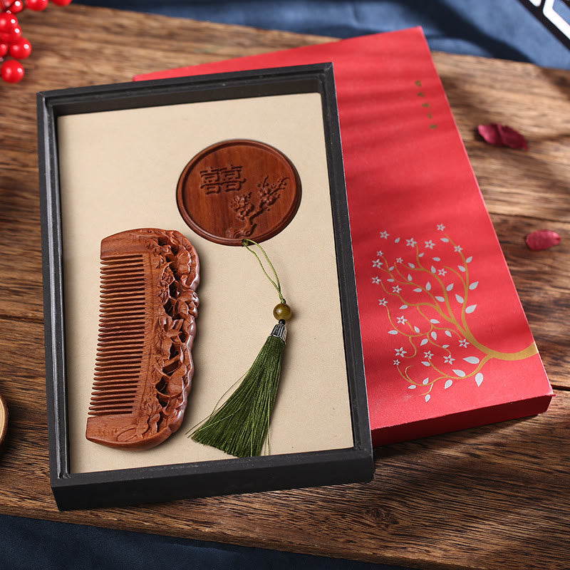 Green Sandalwood Rosewood Soothing Comb with Lotus and Peacock Engraving