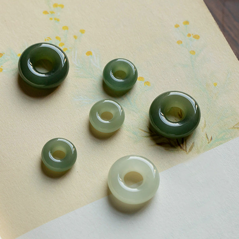 14 mm große Peace-Halskette aus natürlicher Jade und Cyan-Jade für Glück und Fülle