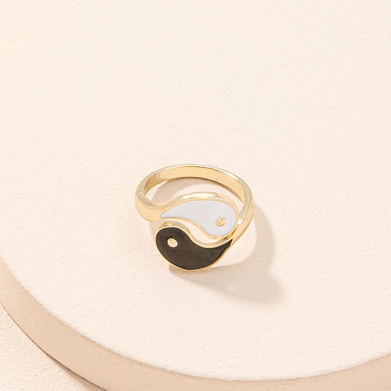 Unisex Adjustable Yin Yang Ring for Balance and Harmony