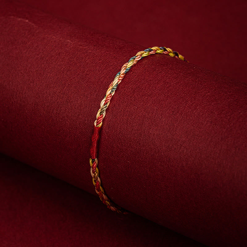 Fünffarbiges rotes Schnurarmband für Glück und Schutz