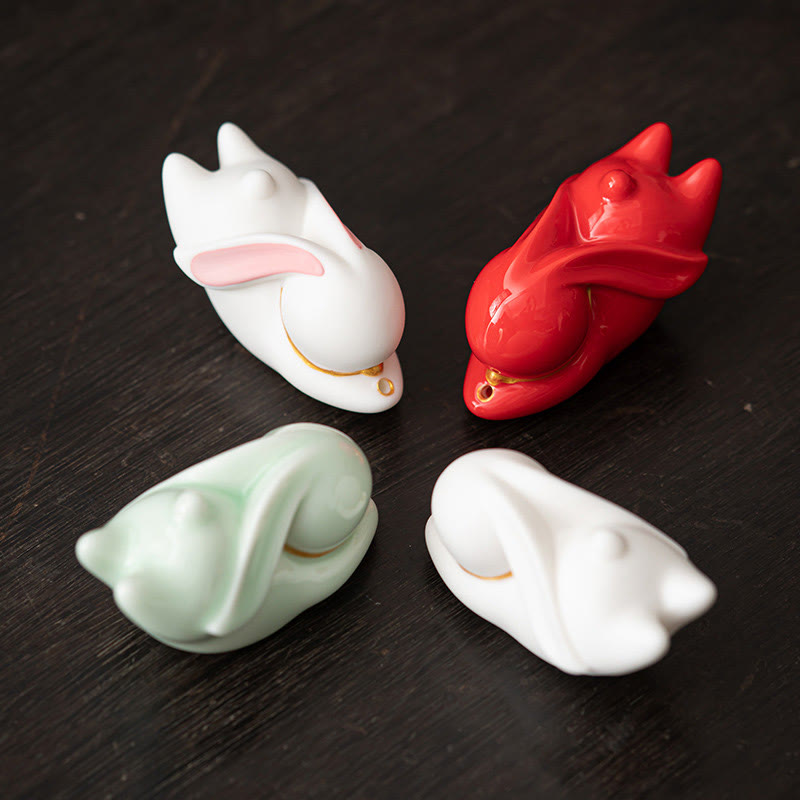 Räuchergefäß aus Keramik mit Bambusmatte „Flying Rabbit“ für Wohlstand