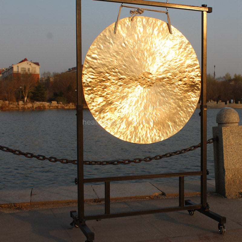 Gongständerhalter mit Rädern zur Instrumentenanzeige